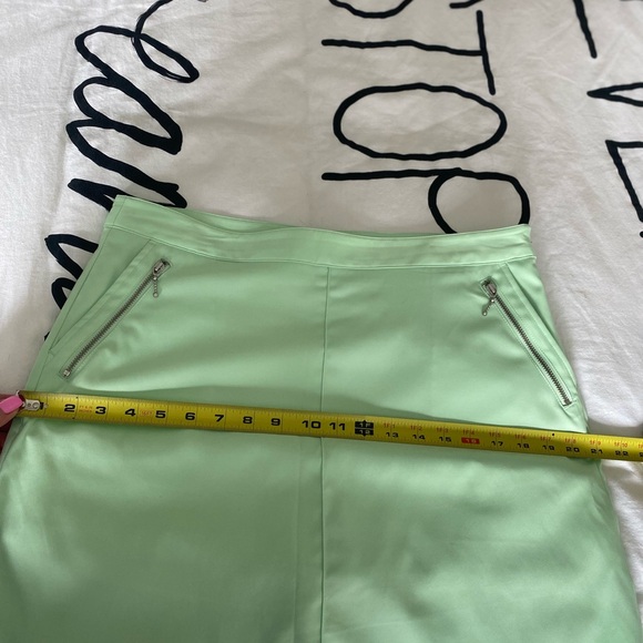Workout Skirt Celery Green size 10 - Picture 5 of 9